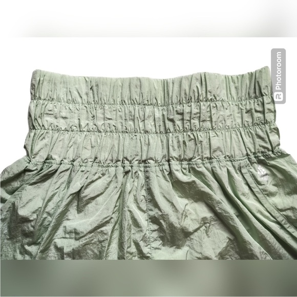 FP movement women's the way home light green sports shorts size M - Picture 3 of 15